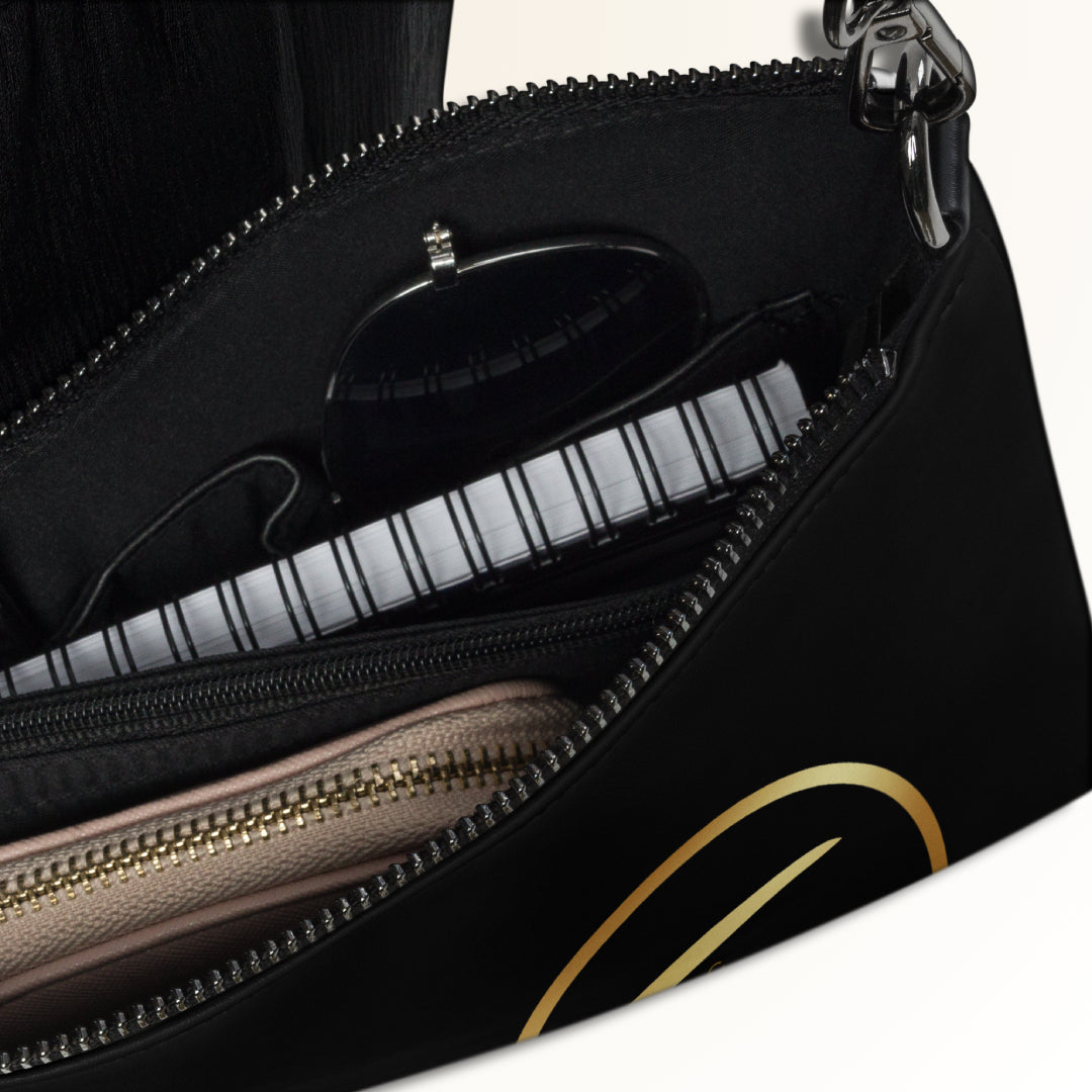 GANDS CLUTCH BAG CANCER