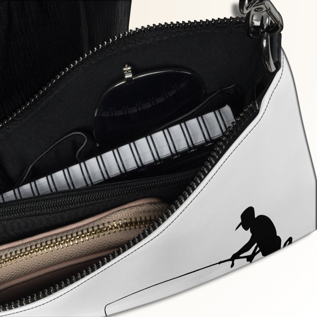 GANDS CLUTCH BAG CAUGHT IN FULL