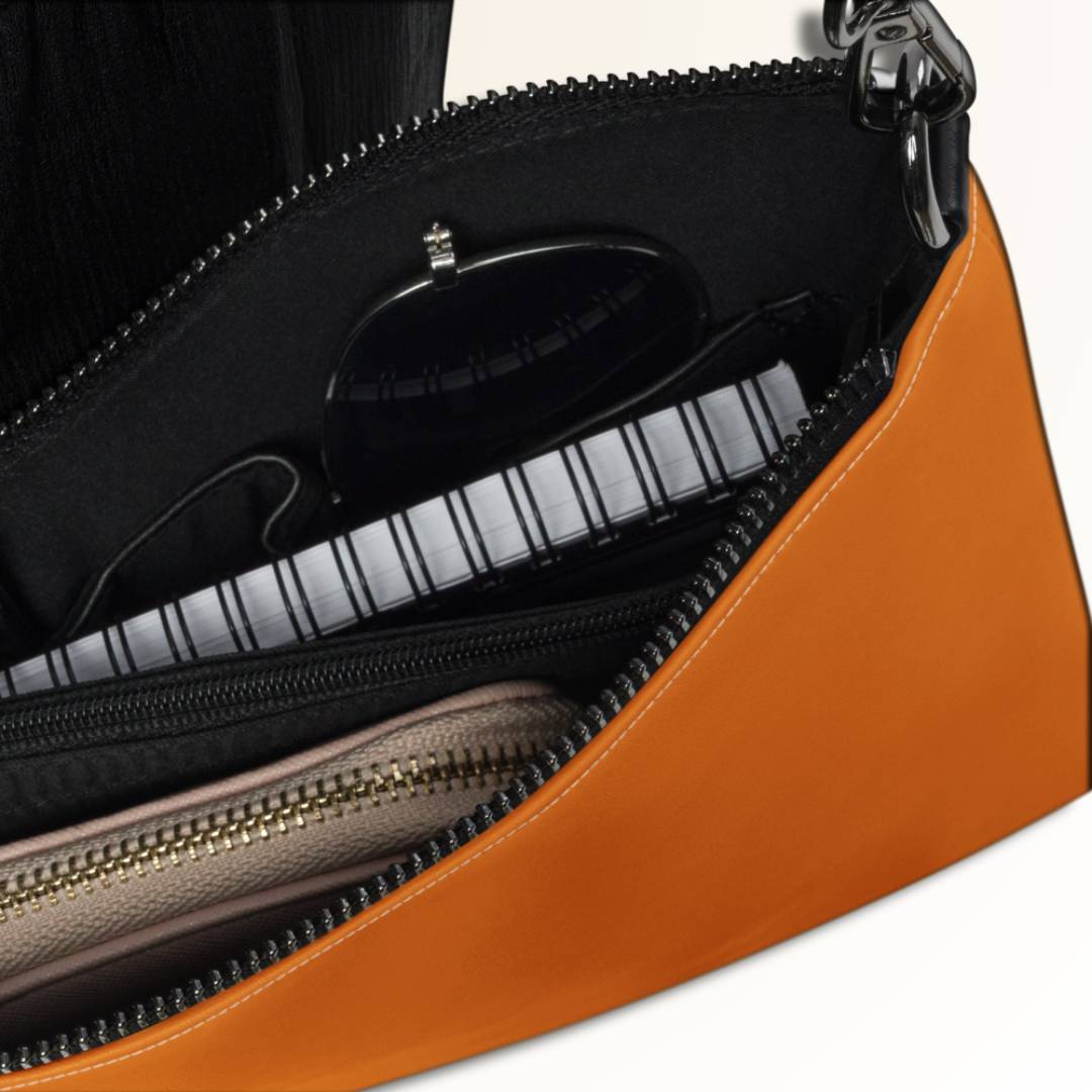 GANDS CLUTCH BAG TIME DISTORTION